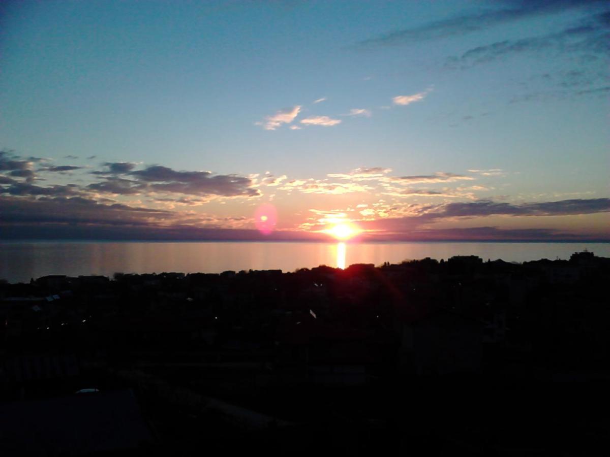 Villa Sky Music Obzor Esterno foto